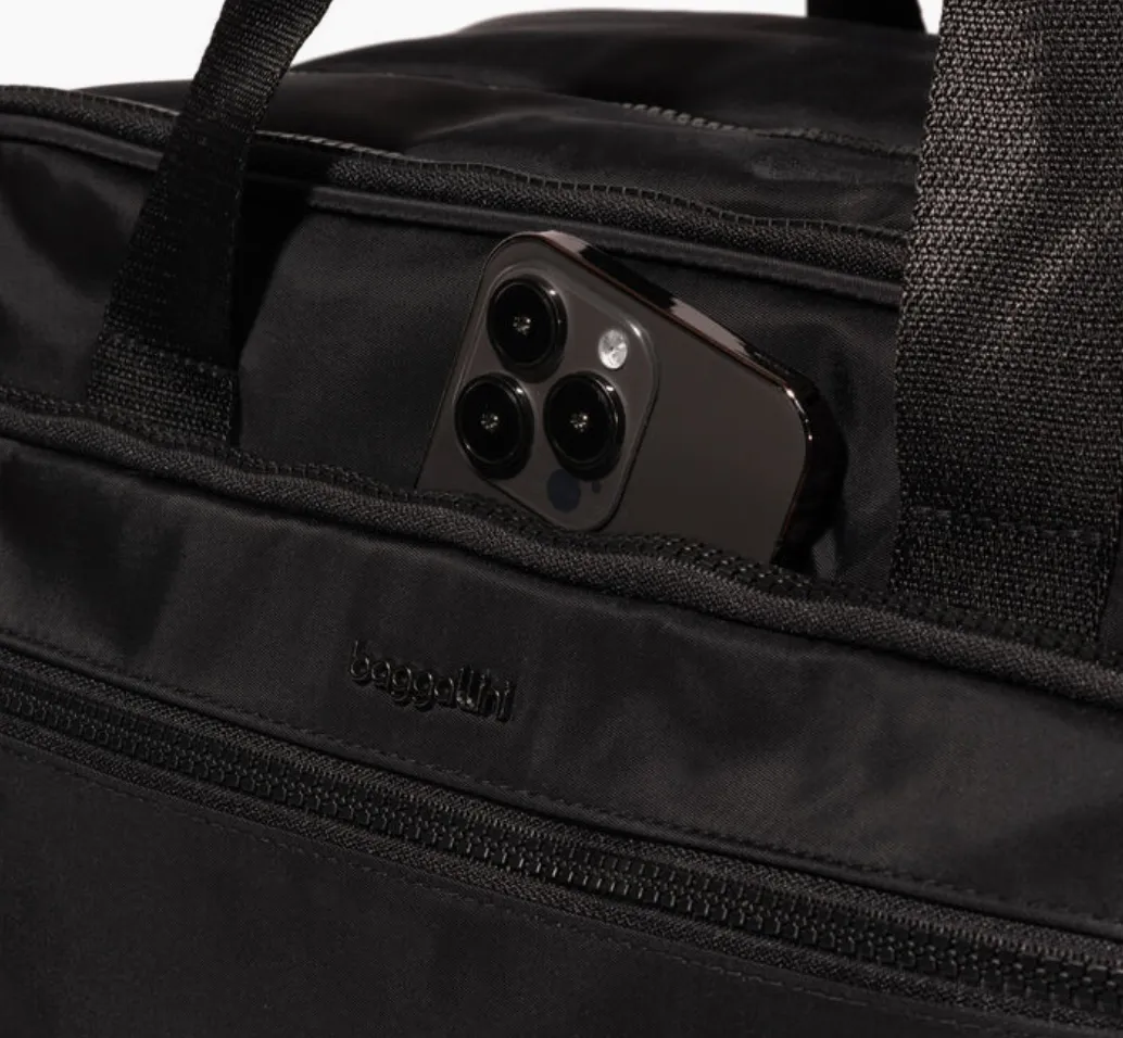 Getaway Split Case Duffel