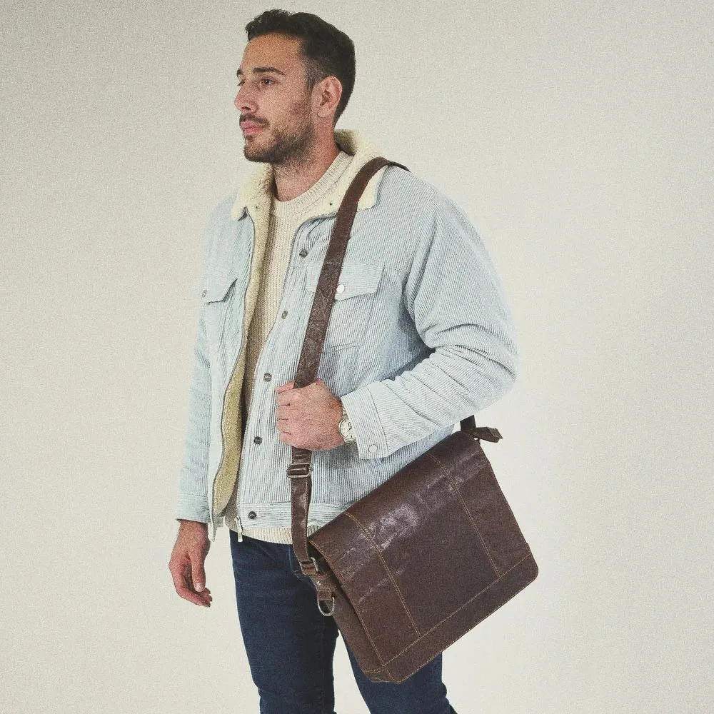 Jack Georges Voyager Super Messenger Bag