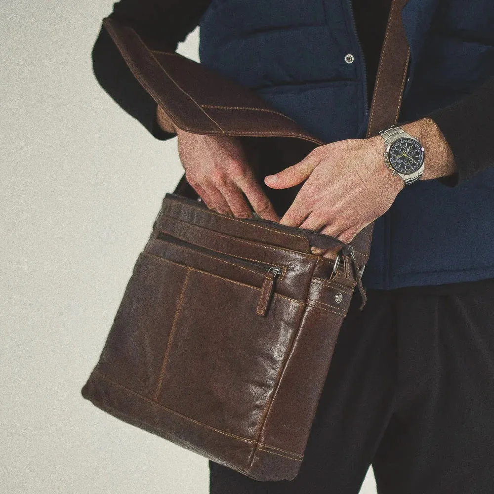 Jack Georges Voyager Super Messenger Bag